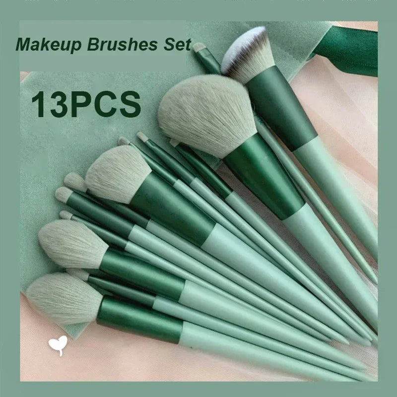 13-Piece Professional Makeup Brush Set – Soft, High-Quality Brushes for Flawless Application